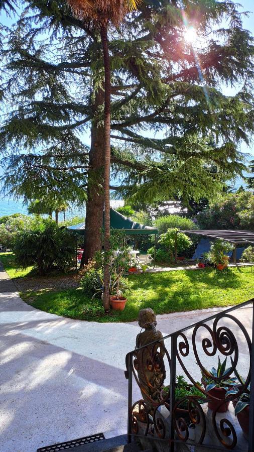 Villa Riva Lago - Apartment With Parking Tavernola Bergamasca Exteriér fotografie